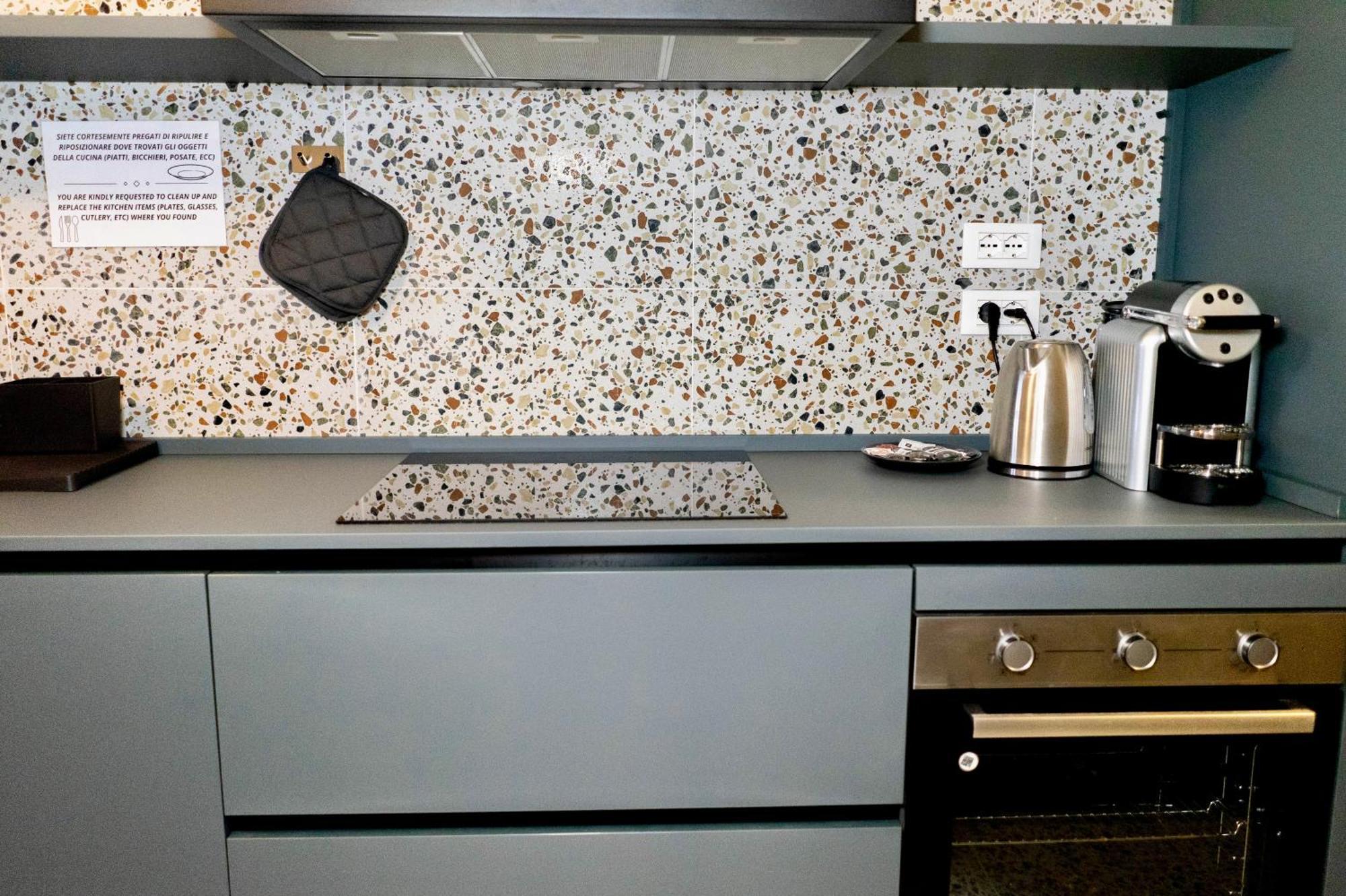 Qn Apartments Венеция Экстерьер фото
